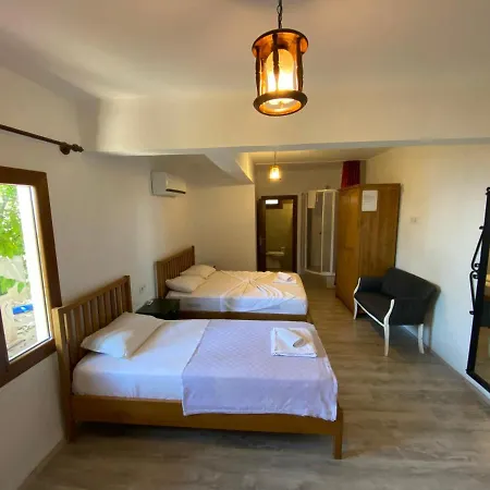 Casa Roja 홈스테이 Cedit