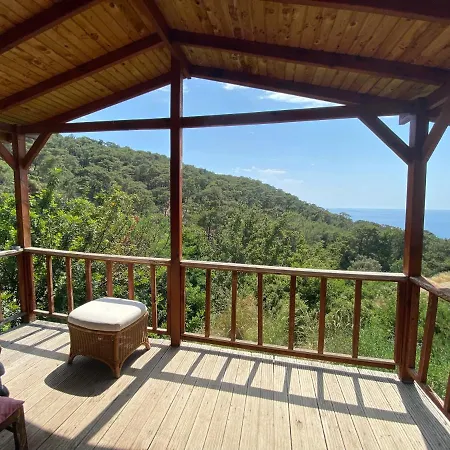 בית אירוח Casa Roja *