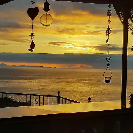 Casa Roja בית אירוח *